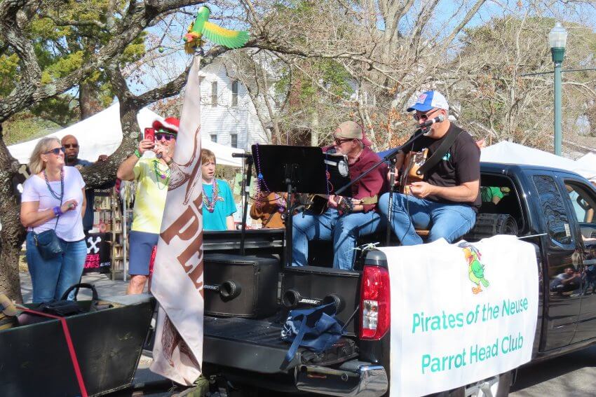 Pirates of the Neuse float – New Bern Mardi Gras 2024